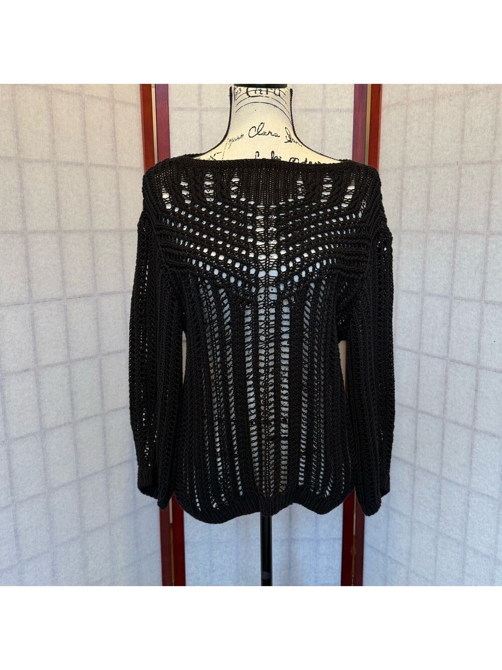 Pretty Sweater - NWOT - Size XS